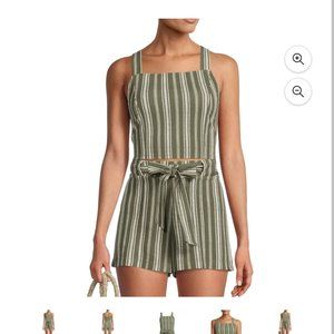 Womans 2 piece summer outfit